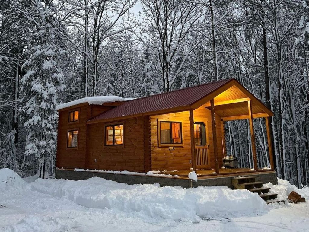 Adirondack Park Model Cabin with Loft in New Hampshire