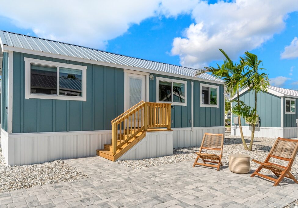 Beach cabin exteriors 006