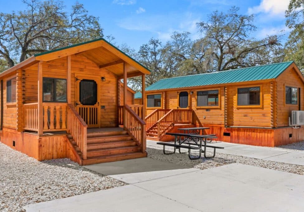 One Roomer Happy Traveler Project7